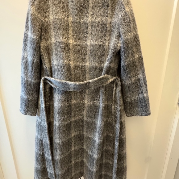 Aritzia Babaton Jacoby Coat - Picture 2 of 5